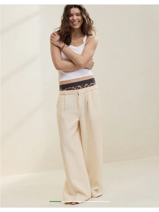 aerie Pants - Aerie Daybreak Cream/Tan Wide Leg Pants Size Medium